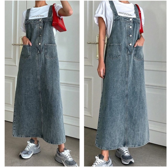 Dresses & Skirts - 04 Medium Wash Denim Pockets Button up Dress